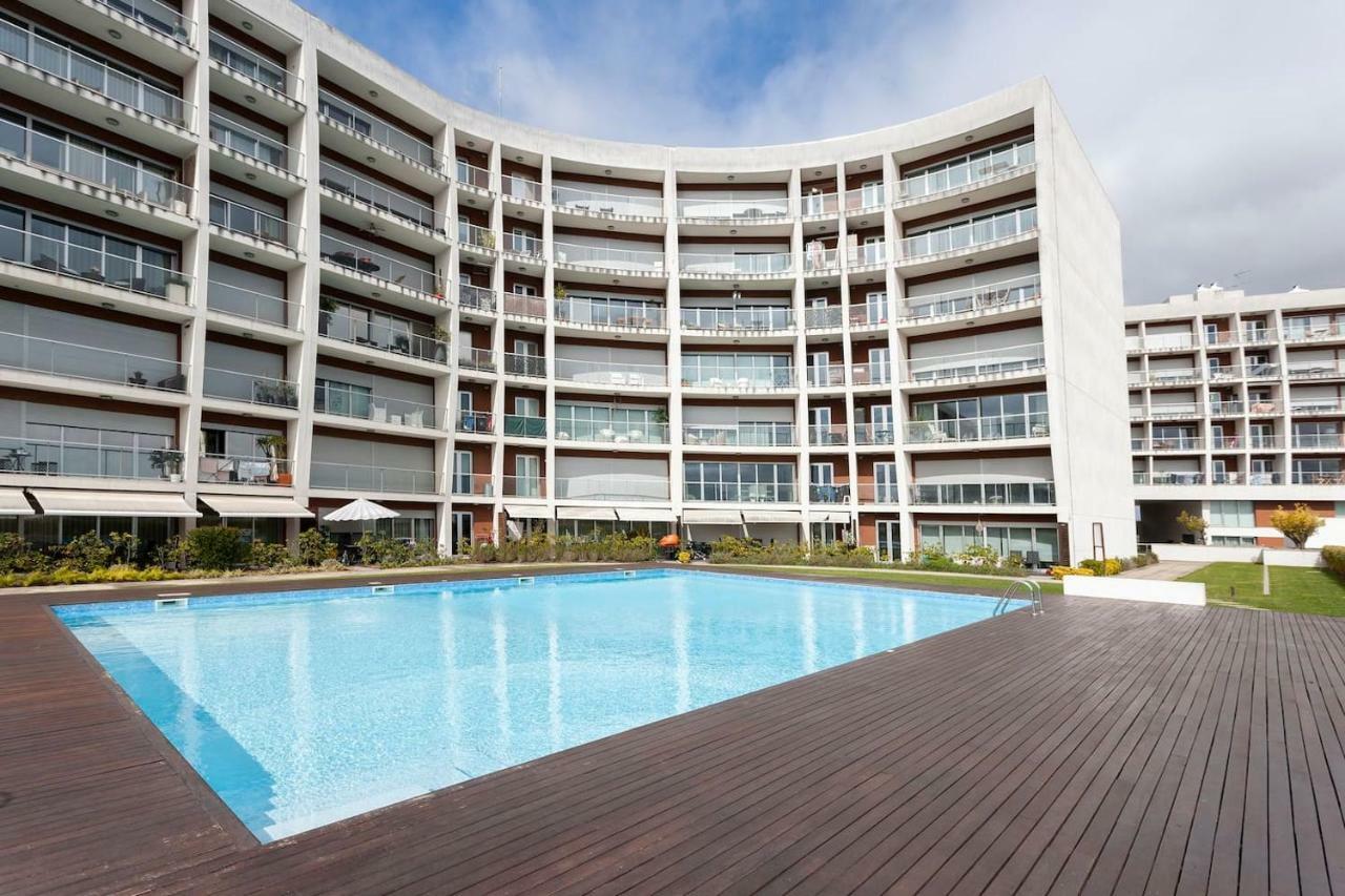 Lisbon Metro & Pool Apartment Exterior photo